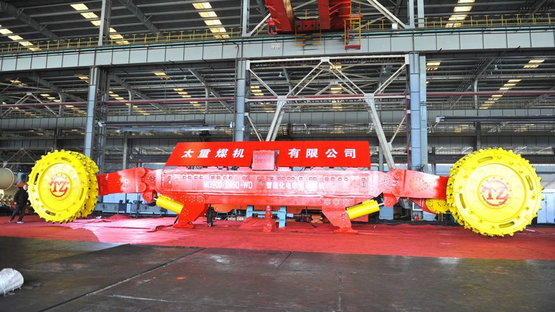 平地机刮板耐磨钢型号揭秘：选对材质，保障施工效率